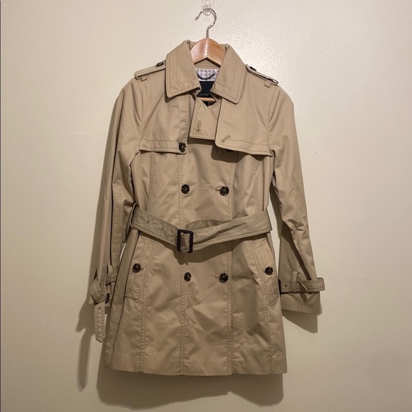 Banana Republic Jackets & Blazers - Banana Republic Classic Tan Trench Coat. Size XS Petite. New . MRSP $228